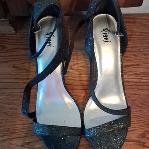 FIONI Black Glitter Heels